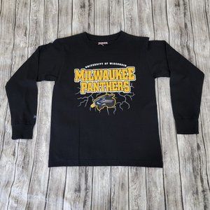 University of Wisconsin Milwaukee Panthers Youth Shirt Long Sleeve Youth Size M